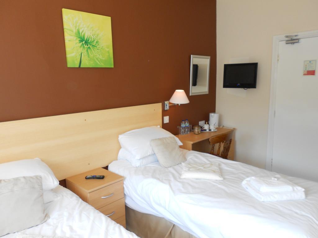 The Shady Oak B&B Whaley Bridge Room photo